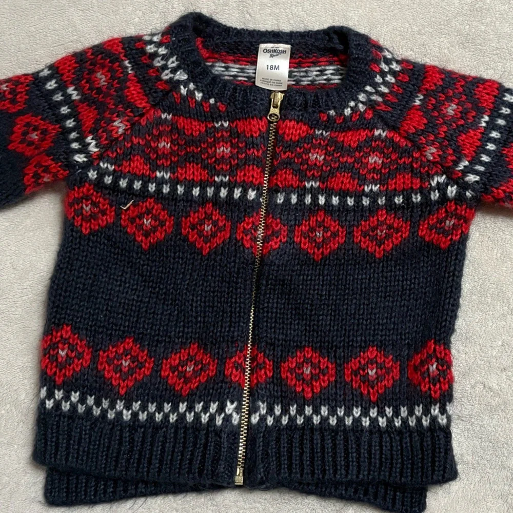 OshKosh B'gosh Red and‎ Navy Knit Sweater Size 18 Months EUC